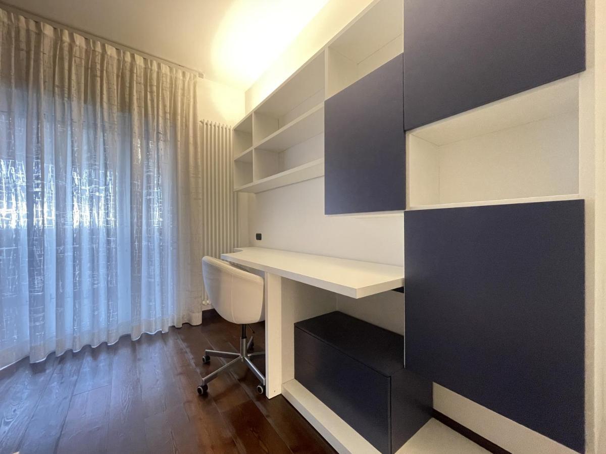 Cconforthotels Appartamento Skyline Бари Екстериор снимка