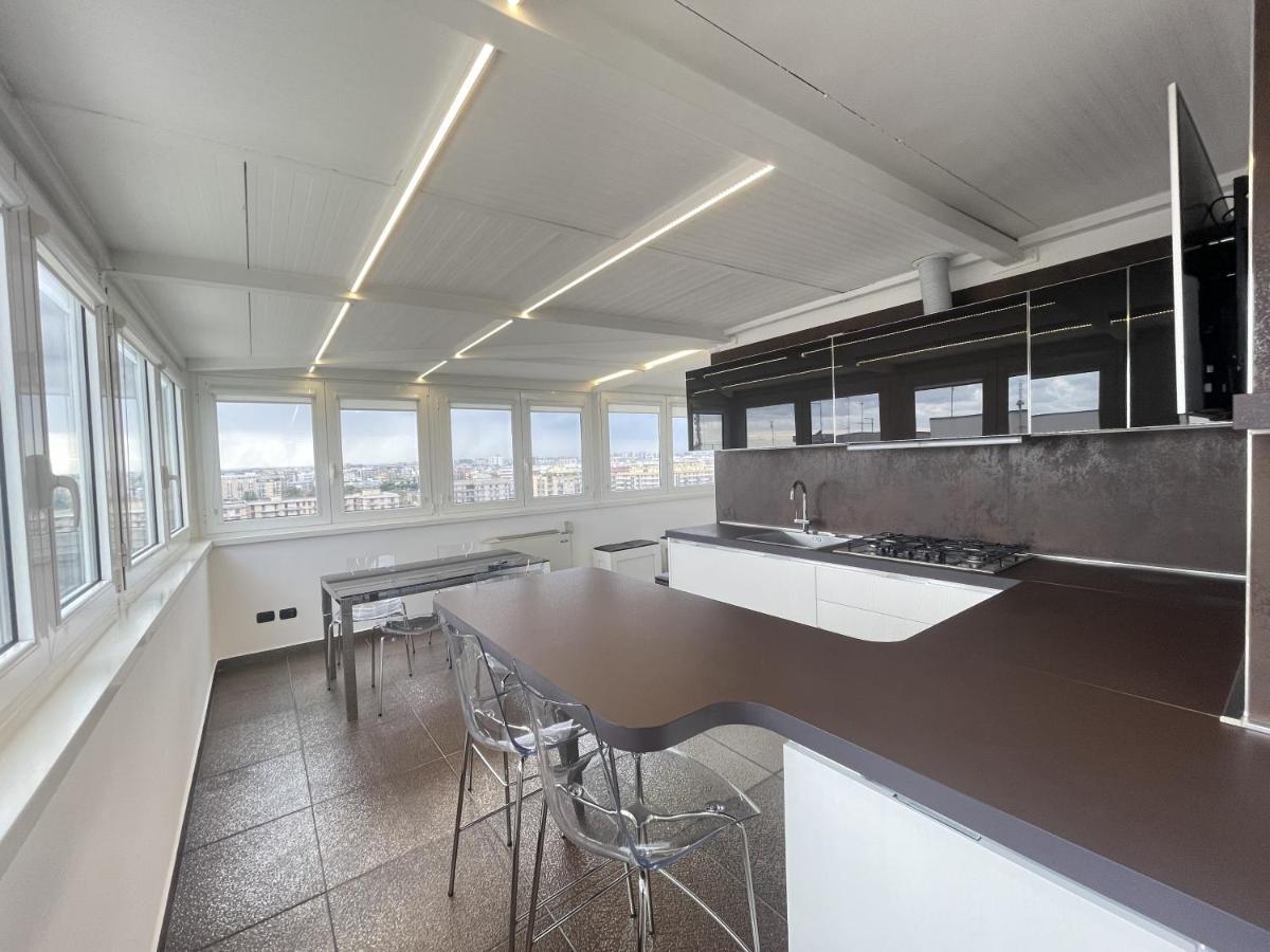 Cconforthotels Appartamento Skyline Бари Екстериор снимка