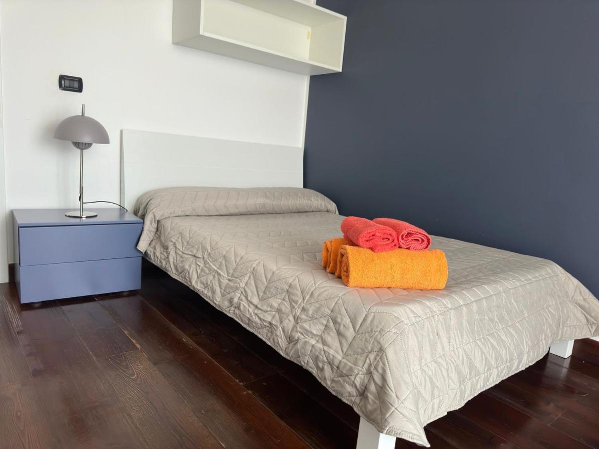 Cconforthotels Appartamento Skyline Бари Екстериор снимка